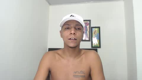 Snapshot of hotboyluxe chatting on 02-28-26, 03:07 hotboyluxe online show from 02-28-26, 03:07