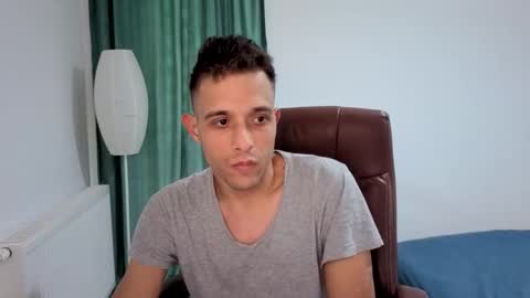 Hotboyshorny online show from 03-22-26, 12:19