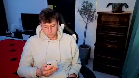 Hotboyshorny online show from 04-25-26, 08:17