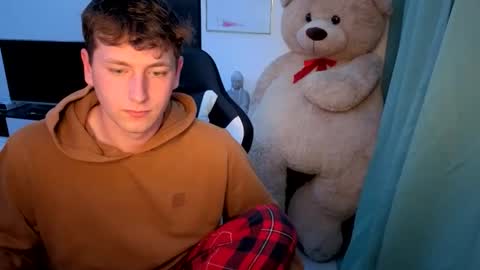 Snapshot of hotboyshorny chatting on 05-21-26, 11:17 Hotboyshorny online show from 05-21-26, 11:17