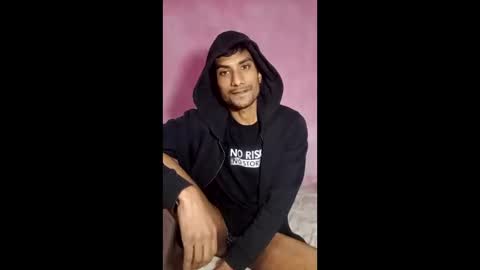 hotcame357048 online show from 01-07-26, 04:53