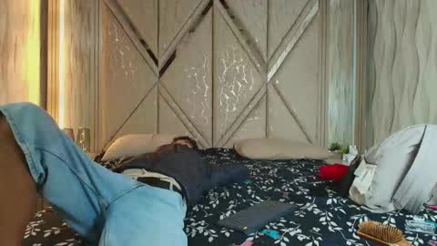 hotcouple_222 online show from 02-10-26, 07:23