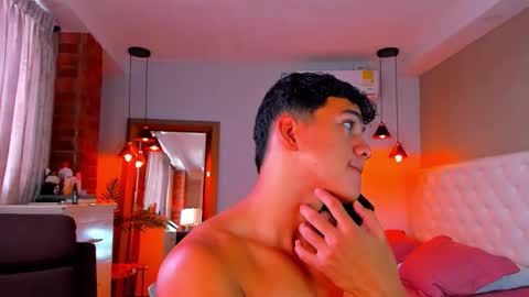 Hussain   aaron and Ekko online show from 09-25-25, 01:37