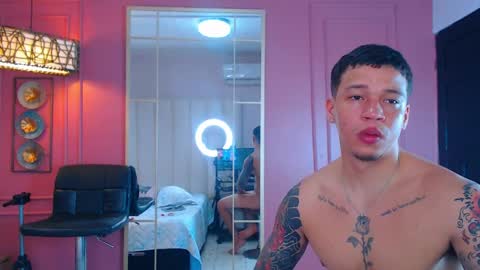 Hussain   aaron and Ekko online show from 04-09-26, 08:03