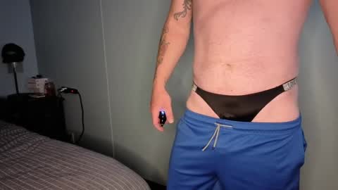 Snapshot of hotdadforyou chatting on 05-10-26, 01:00 hotdadforyou online show from 05-10-26, 01:00