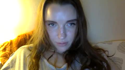 Snapshot of hoteffy chatting on 11-17-25, 10:37 effy online show from 11-17-25, 10:37