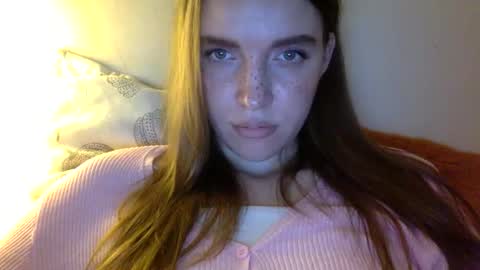 Snapshot of hoteffy chatting on 11-26-25, 06:47 effy online show from 11-26-25, 06:47