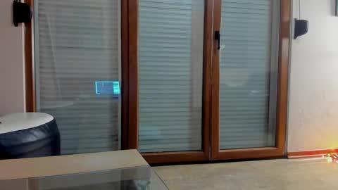 Snapshot of hotel77777 chatting on 02-07-25, 09:48 Erika online show from 02-07-25, 09:48