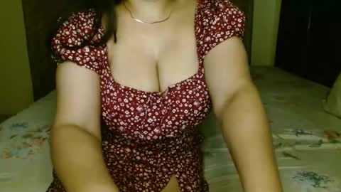 Eliza i dont show face in any show online show from 03-23-26, 08:24