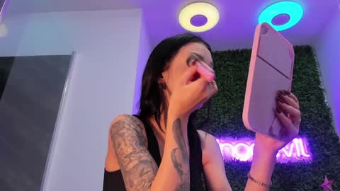 Snapshot of hotfallingdevil chatting on 12-02-25, 04:40 hotfallingdevil online show from 12-02-25, 04:40