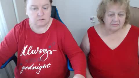 Snapshot of hotfiremommy chatting on 10-03-25, 07:05 LimonkaFire online show from 10-03-25, 07:05