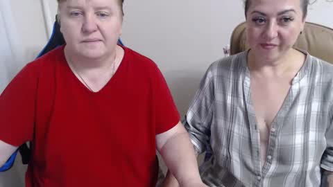 Snapshot of hotfiremommy chatting on 10-09-25, 07:56 LimonkaFire online show from 10-09-25, 07:56