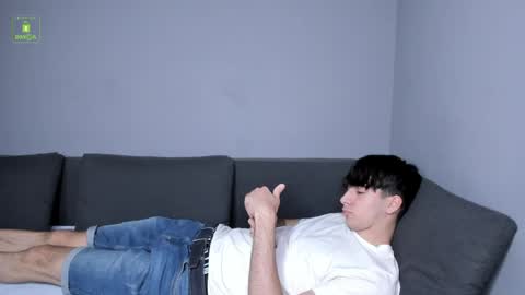 Snapshot of hotflirtyfella chatting on 05-06-26, 05:46 QUENTIN online show from 05-06-26, 05:46