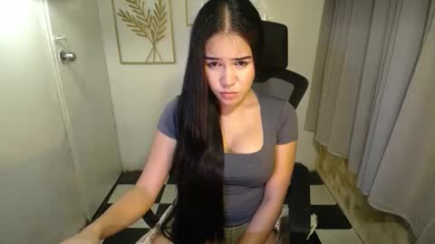 GWEN online show from 01-08-26, 05:15