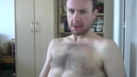 Le jardinier sexy online show from 04-06-26, 07:09