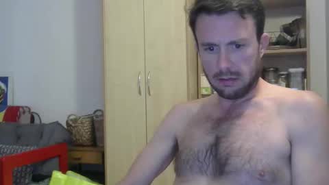 Le jardinier sexy online show from 04-15-26, 10:32