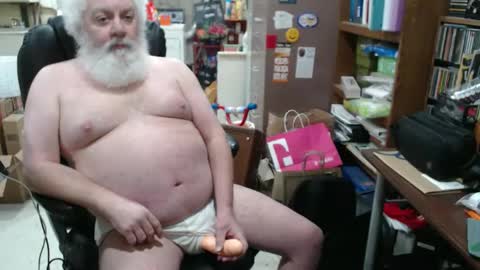 Snapshot of hotgrandpa594u chatting on 02-17-25, 09:19 hotgrandpa594u online show from 02-17-25, 09:19