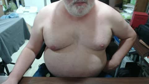 Snapshot of hotgrandpa594u chatting on 09-08-25, 05:56 hotgrandpa594u online show from 09-08-25, 05:56