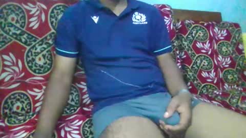 hotguyy001 online show from 03-20-26, 05:45