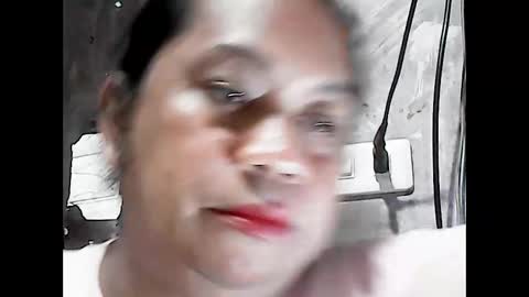 Snapshot of hothadjiee chatting on 10-29-25, 09:33 hardfuckerxxxxx online show from 10-29-25, 09:33