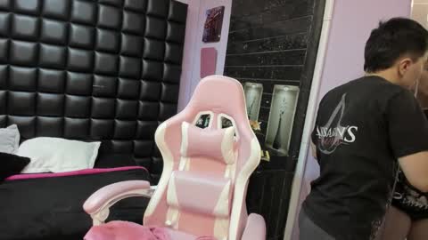 hannah online show from 11-19-25, 05:13