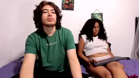 Sam and Nico online show from 07-08-26, 04:06