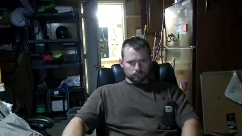 Snapshot of hothusband28931194 chatting on 06-15-26, 06:10 TW28 online show from 06-15-26, 06:10