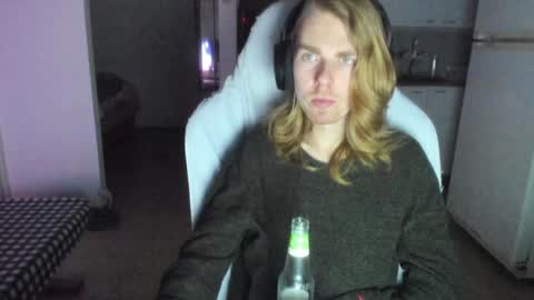 Snapshot of hotinhell666 chatting on 12-04-24, 06:28 Hikikomori Alex online show from 12-04-24, 06:28