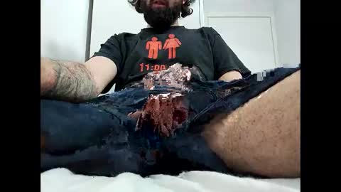 Snapshot of hotitalianboy218174 chatting on 11-25-25, 02:33 Italiaboy online show from 11-25-25, 02:33