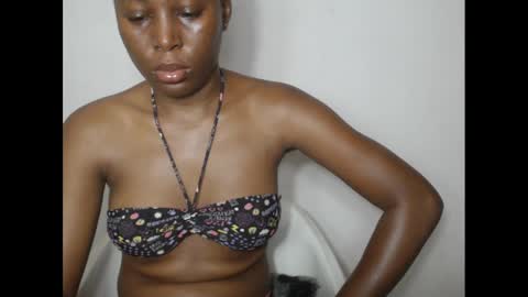 hotjessie0 online show from 01-25-25, 04:13