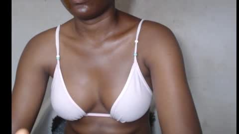 hotjessie0 online show from 09-27-25, 04:50