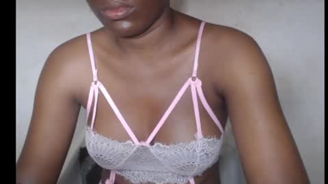 hotjessie0 online show from 10-06-25, 04:54