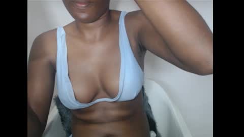 hotjessie0 online show from 02-06-26, 05:45