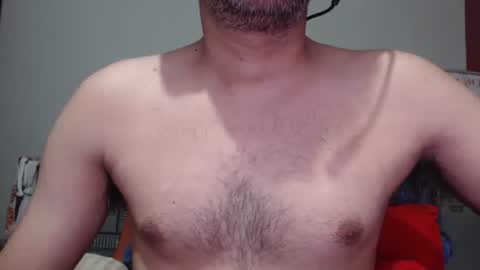 Snapshot of hotjkeanu chatting on 05-20-26, 05:08 James-Hotxx online show from 05-20-26, 05:08