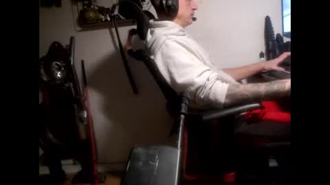 hotkinkytat online show from 01-22-25, 10:05