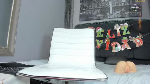 Hotkoljei online show from 12-27-24, 08:13