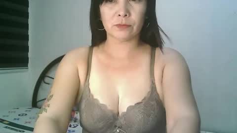 hotmamajen4u online show from 04-13-26, 10:32