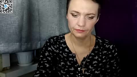 Snapshot of hotmamaqueen234 chatting on 05-14-26, 09:10 hotmamaqueen234 online show from 05-14-26, 09:10