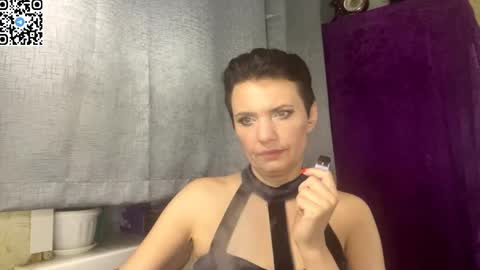 Snapshot of hotmamaqueen234 chatting on 05-30-26, 08:06 hotmamaqueen234 online show from 05-30-26, 08:06