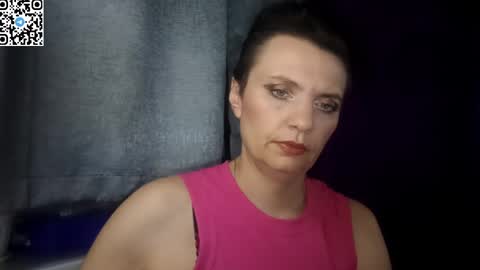 Snapshot of hotmamaqueen234 chatting on 05-31-26, 06:20 hotmamaqueen234 online show from 05-31-26, 06:20