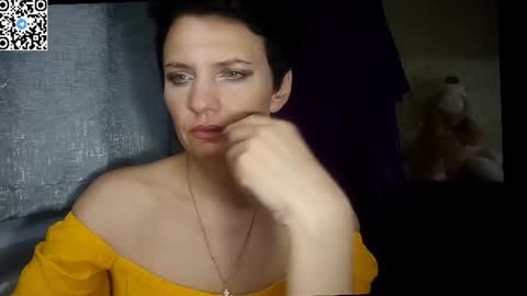 Snapshot of hotmamaqueen234 chatting on 06-15-26, 07:27 hotmamaqueen234 online show from 06-15-26, 07:27