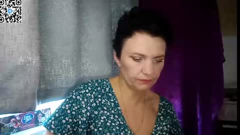 Snapshot of hotmamaqueen234 chatting on 06-25-26, 11:48 hotmamaqueen234 online show from 06-25-26, 11:48