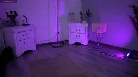 Molly online show from 11-22-25, 06:34