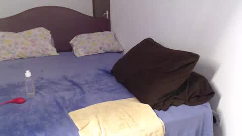 Snapshot of hotnhardy chatting on 12-22-24, 12:49 Hotnhardy online show from 12-22-24, 12:49