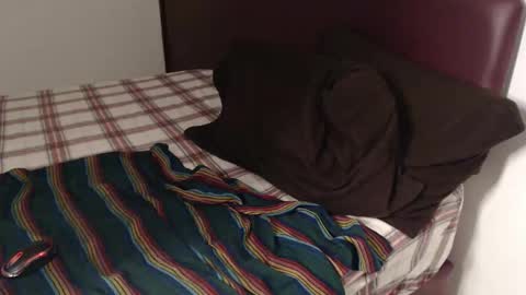 Snapshot of hotnhardy chatting on 11-28-25, 05:04 Hotnhardy online show from 11-28-25, 05:04