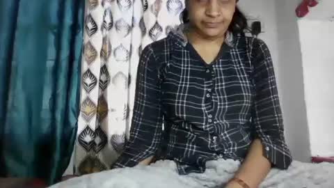 Snapshot of hotnsweetindian chatting on 01-11-25, 07:49 lola online show from 01-11-25, 07:49