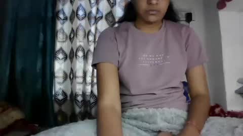 Snapshot of hotnsweetindian chatting on 02-03-25, 09:52 lola online show from 02-03-25, 09:52