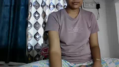 Snapshot of hotnsweetindian chatting on 09-14-25, 06:34 lola online show from 09-14-25, 06:34