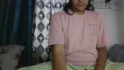 Snapshot of hotnsweetindian chatting on 11-23-25, 04:56 lola online show from 11-23-25, 04:56