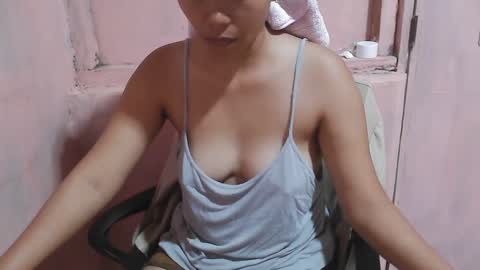 Snapshot of hotpink4u04 chatting on 01-11-25, 09:15 hotpink4u04 online show from 01-11-25, 09:15